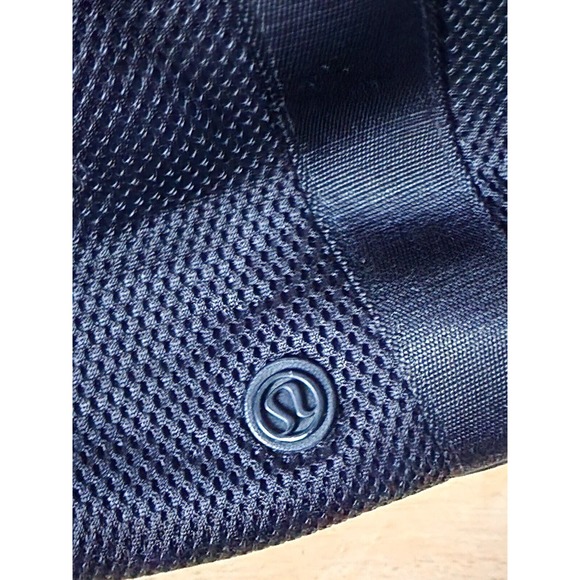 Lululemon Carry The Day Bag (Mesh) Black Tote Weekender XXL Crossbody 15x5x16 - Picture 6 of 16